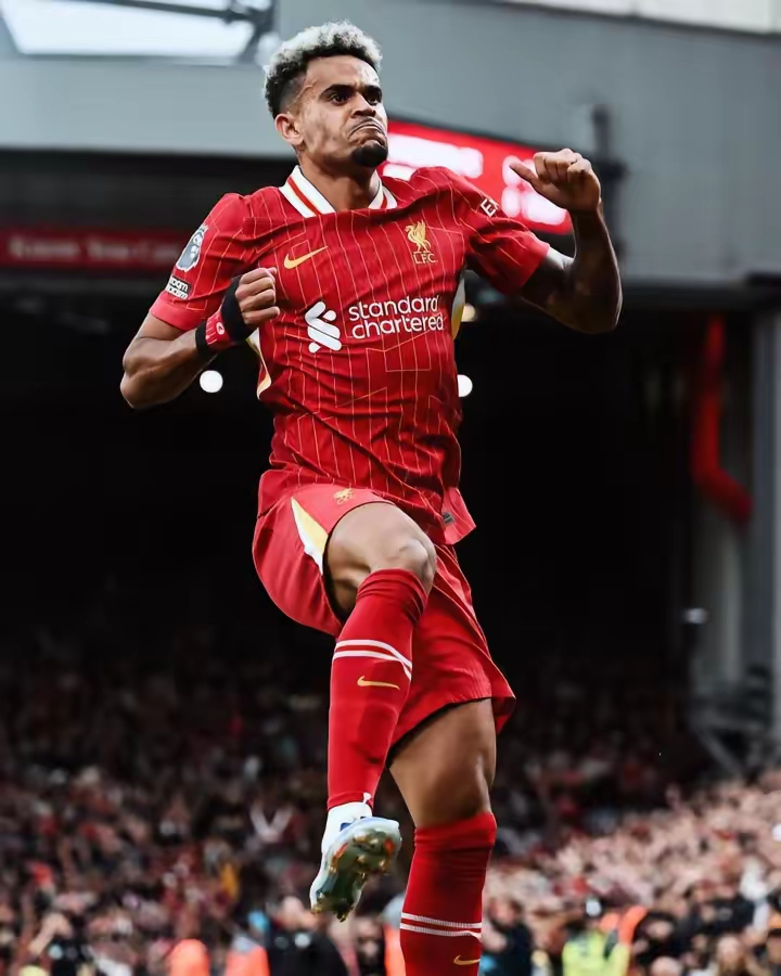 u球体育APP-包含太狠了！里昂迎来里程碑备战德甲转会期金州勇士调整名单以备德甲，风云突变里昂关键时刻刷新队史纪录的词条